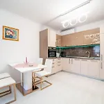 Grand Karavel Center Lux Apartment Warna