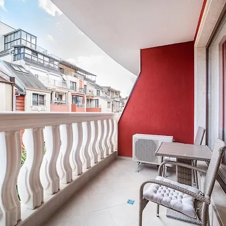 Grand Karavel Center Lux Apartment